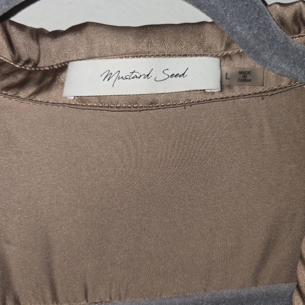 Mustard Seed Satin Wrap Romper Brown Long Sleeve Tie Waist Soft Glam Size L - Picture 3 of 5